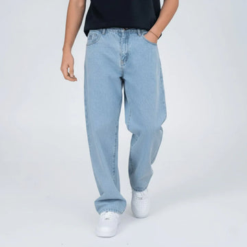 Hellblaue Baggy Jeans